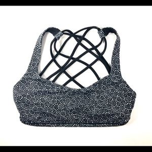 Lululemon Free to Be Bra Small